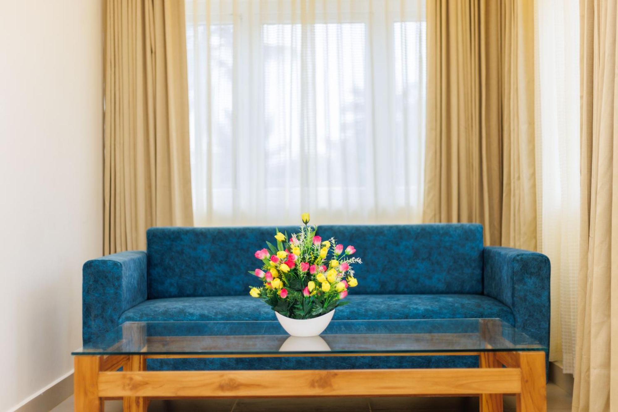 Hotel Lincoln Square Теккади Экстерьер фото